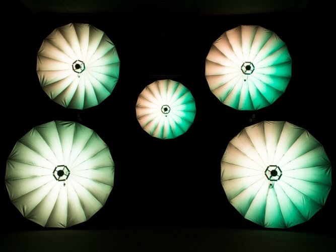 Eurolite LED Umbrella 95, RGB světelný efekt