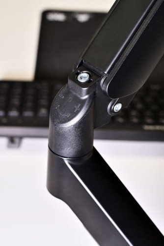 AV:Link dvouramenný pohyblivý držák pro TV/PC monitor 17" - 32"