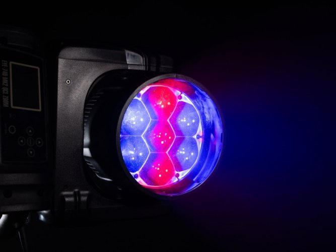 FUTURELIGHT EYE-740 MK2, QCL Zoom LED otočná hlavice Wash