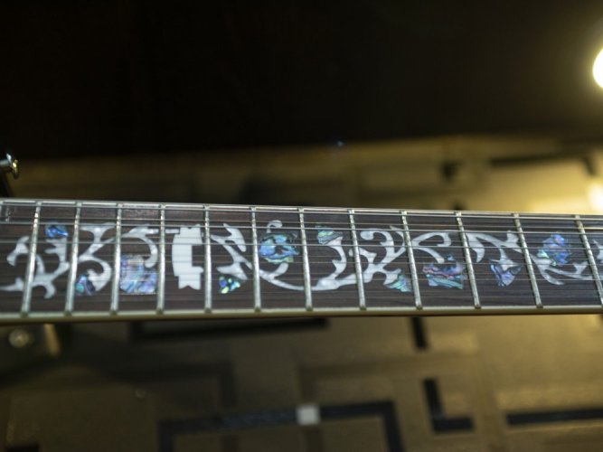 Dimavery LP-612 elektrická kytara 12-ti strunná, žíhaný sunburst