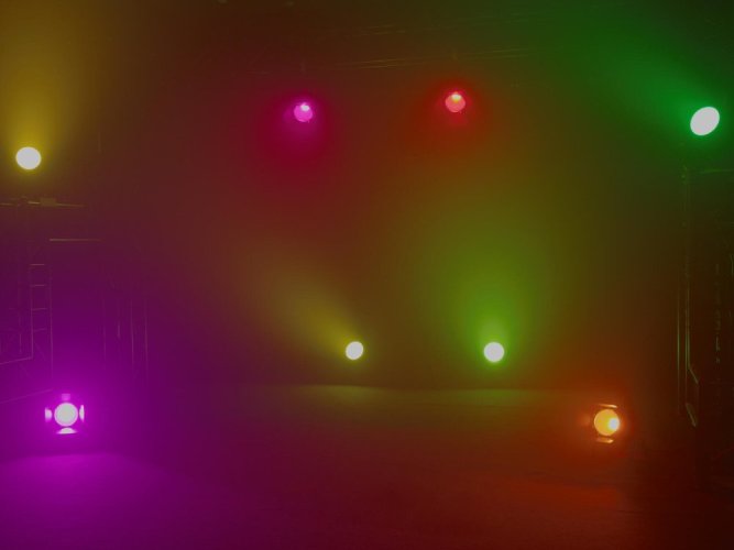 Eurolite LED Theatre COB 200W RGBAL, reflektor