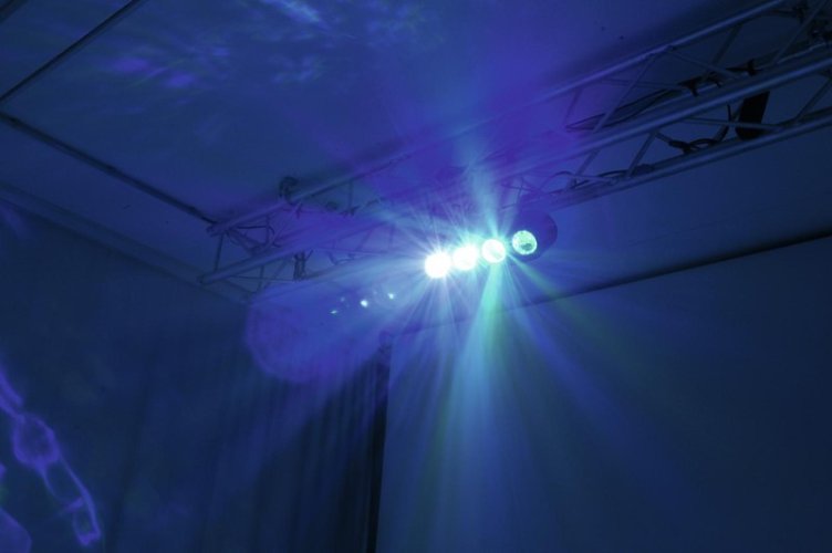 Eurolite LED E.T. 4x 3W RGBA, paprskový efekt