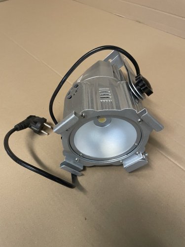 Eurolite LED PAR ML-30 COB 3200K 30W 60,  střbrný - použito (41603825)