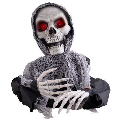 Halloween kostra s červenýma očima