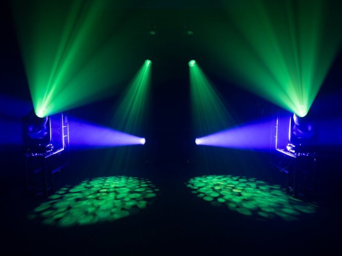 Eurolite TMH-S400, LED CMY s pohyblivou hlavou, paprsek/bod/oplach