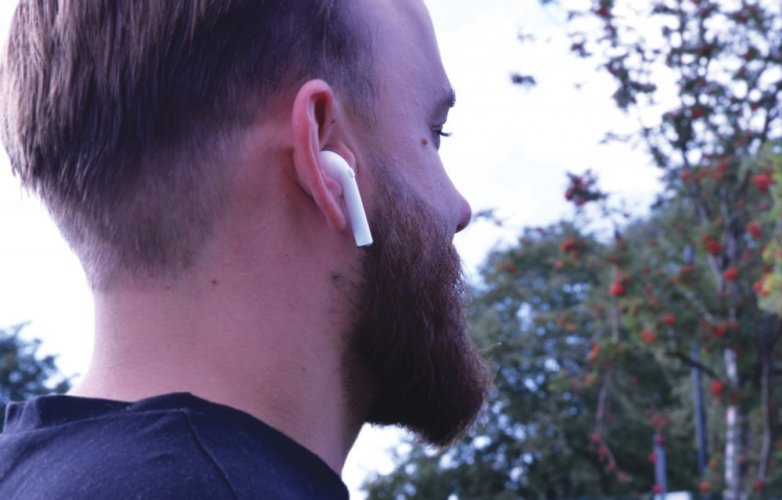 AV:link Ear Shots, bezdrátová Bluetooth sluchátka s nabíjecím pouzdrem, bílá