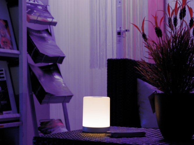 EUROLITE AKKU Table Light RGB