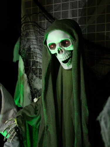 Halloween postava kostry se zeleným pláštěm, pohyblivá, 170 cm