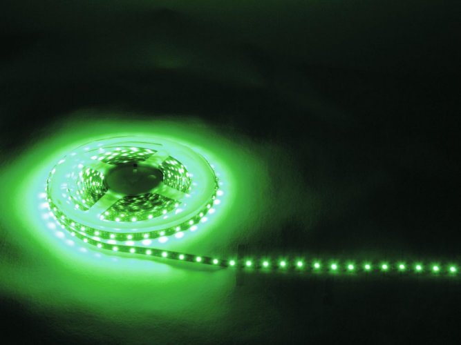 Eurolite LED páska, 5 m 300 LED, zelená