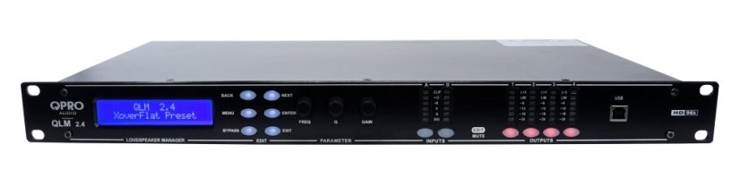 QPro QLM 2.4, digitální systém pro správu reproduktorů, 2 IN / 4 OUT