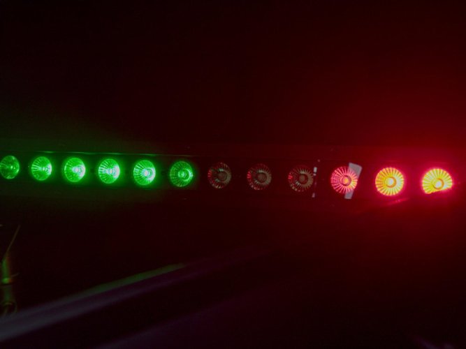 Eurolite LED IP T-PIX 18 QCL, světelná lišta