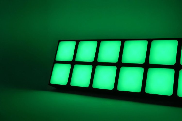 Citronic Matrix Bar Pro, světelná lišta se stojanem