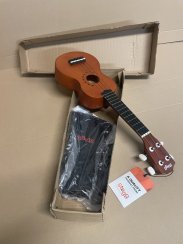 Stagg US10 TATTOO, sopránové ukulele s dekorem tetování - použito (25020415)