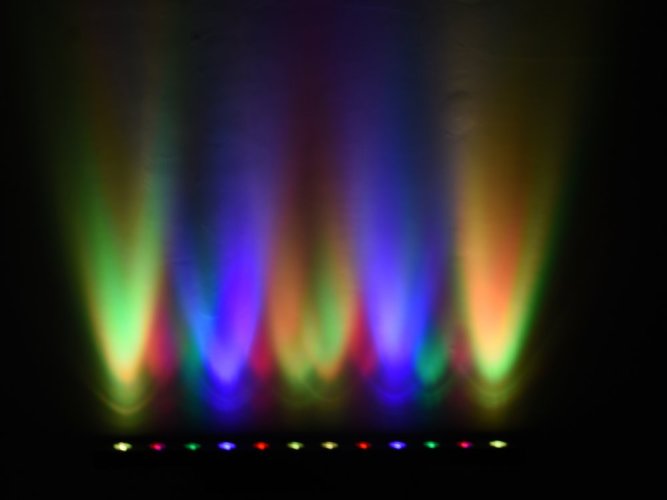 Eurolite LED PIX-12 QCL světelná lišta