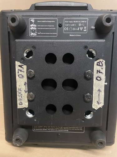 Muvik LED Moving Head 15x 10W Osram RGBW Zoom - použito (A3006042)