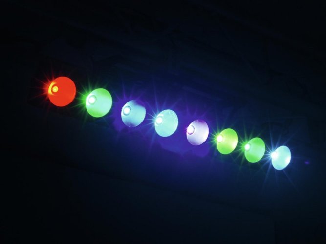 Eurolite LED PMB-8 COB RGB 30W bar - použito (51930286)